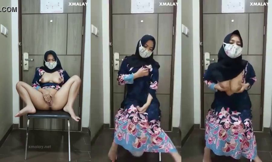 Horny malay girl Masturbate and Squirt