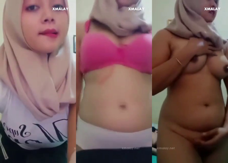 Sexy curvy girl big boobs