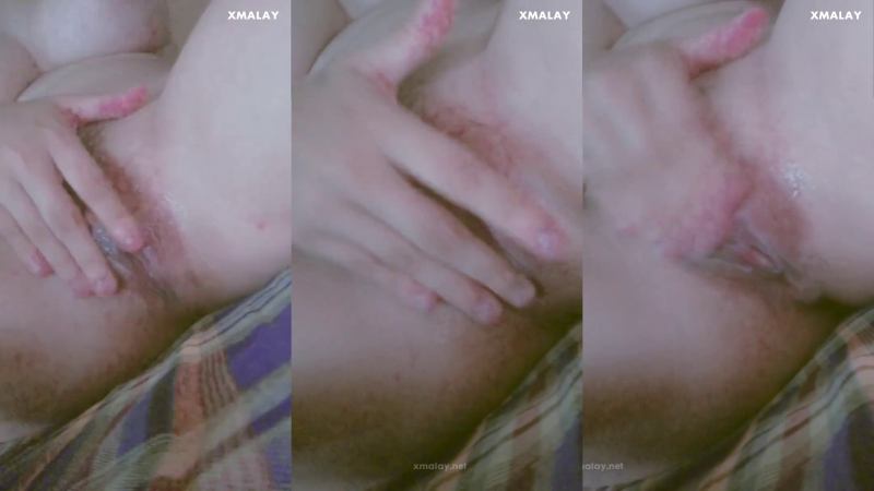 So cute pussy rubbing